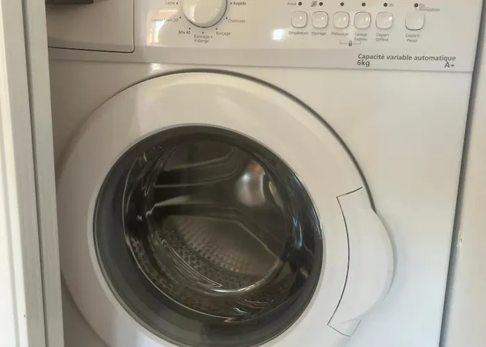 Appartement Cosy à 50m De La Avec Parking - Résidence Aria Marina Route Des Sanguinaires Ajaccio (Corsica)